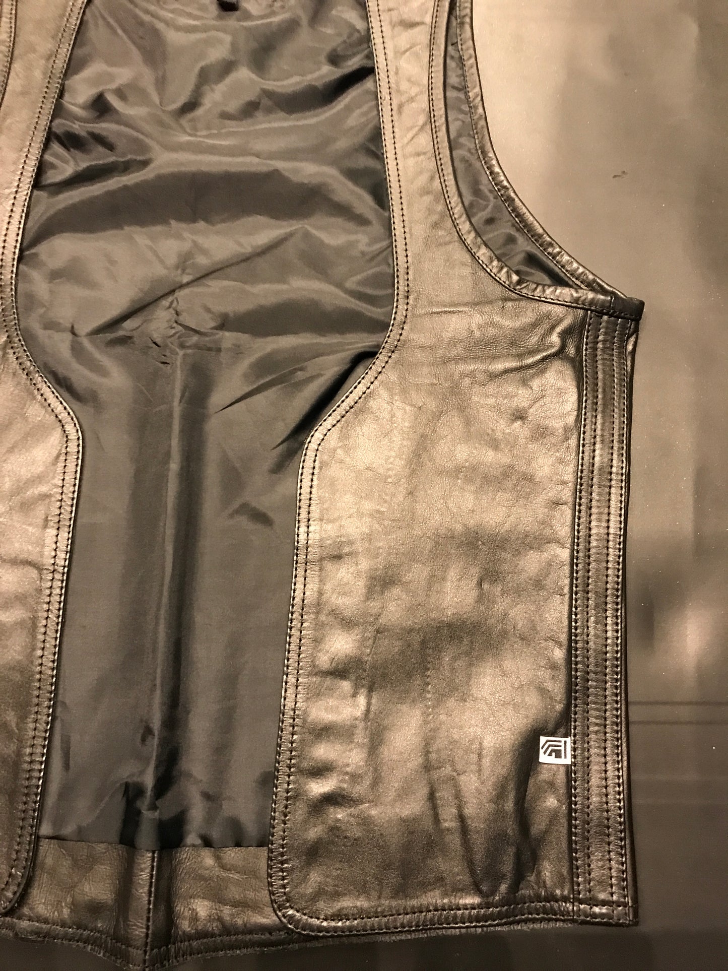 Leather Gear mens ‘gay bar’ vest, size X-LARGE