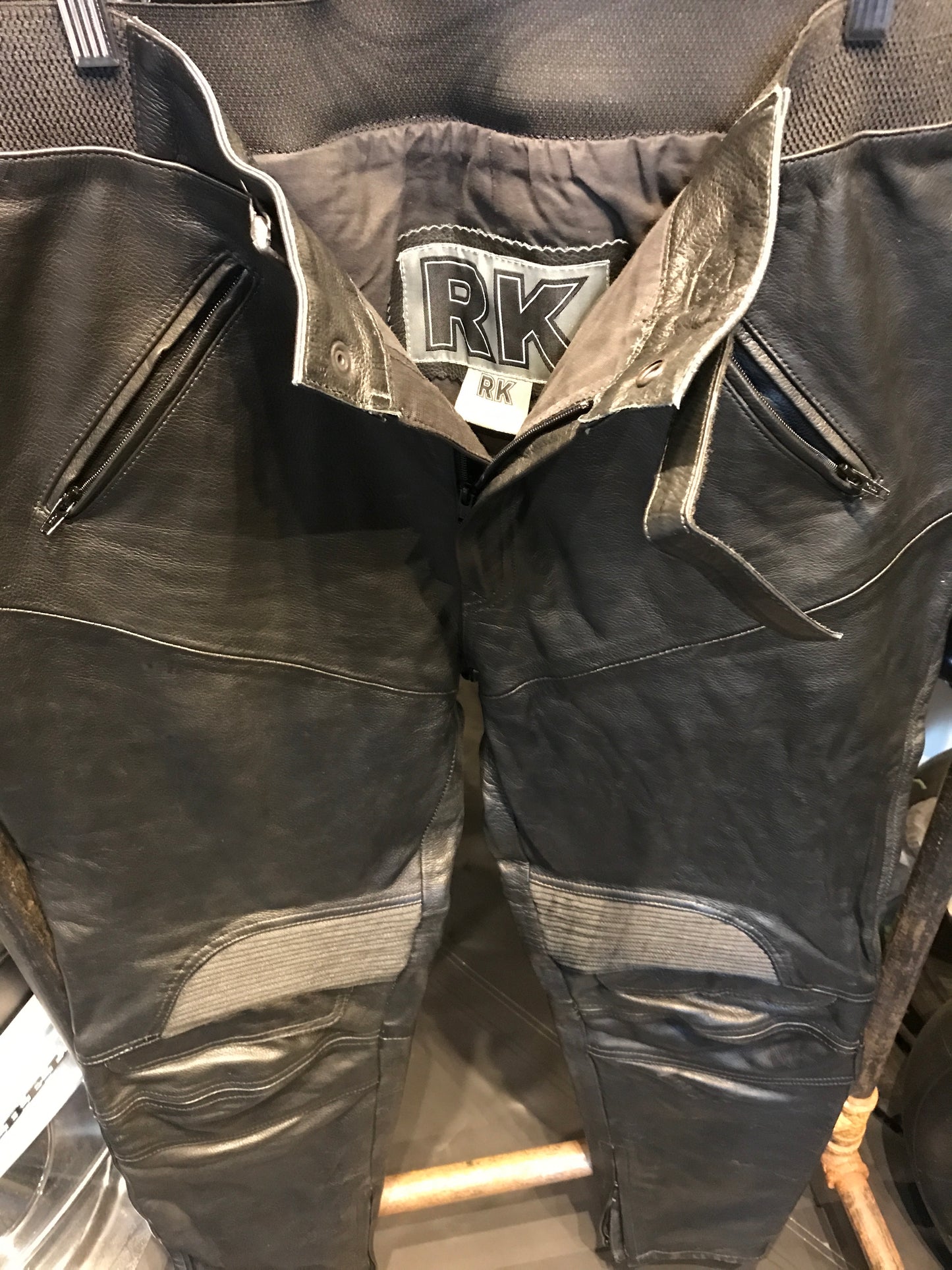 RK Men’s leather biker pants with elastic waist, size 4XL