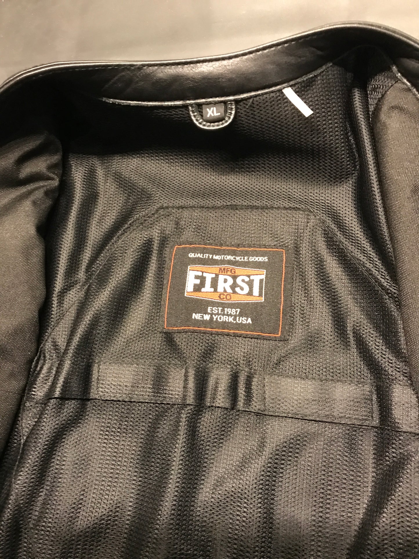Men’s leather club vest