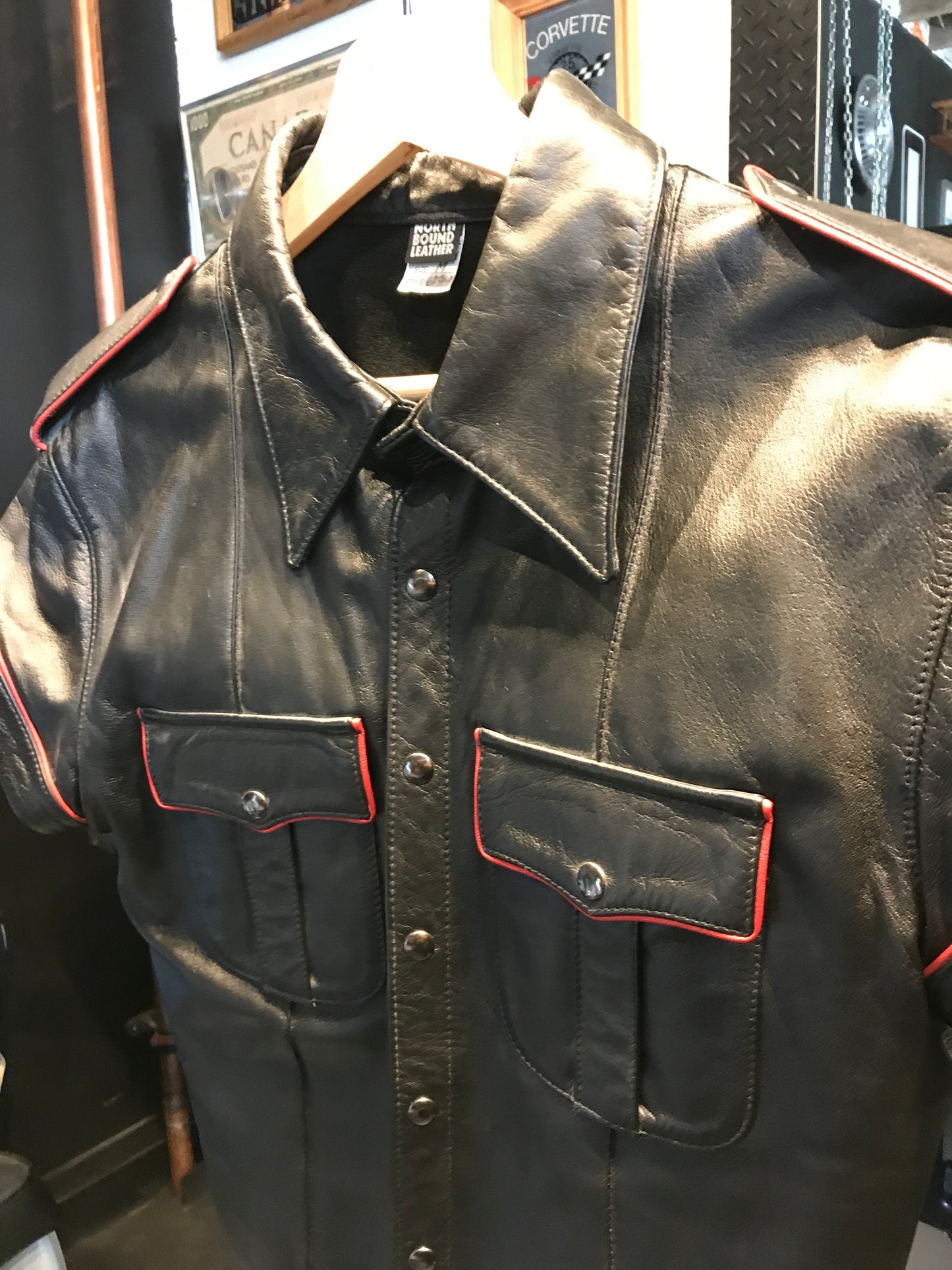Northbound Leather men’s short sleeve uniform shirt, size M